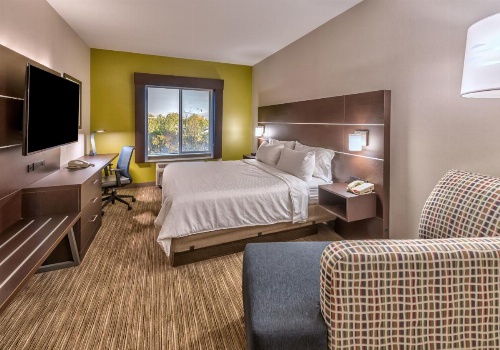 Holiday Inn Express Hotel & Suites Minden image 15