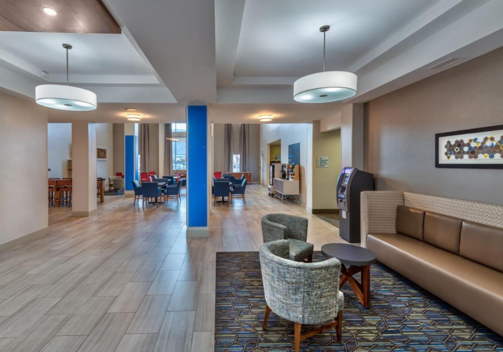 Holiday Inn Express Hotel & Suites Minden Image 17