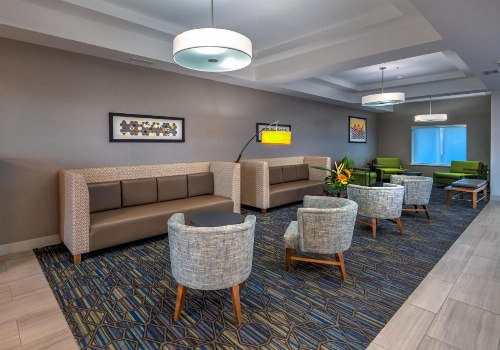 Holiday Inn Express Hotel & Suites Minden image 18